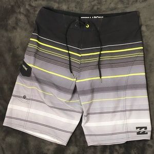 Billabong Platinum X Neon Grn. Bathing Suit 32 in